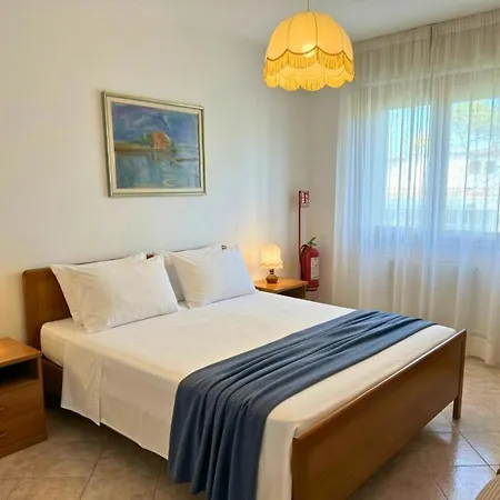 Daniela * Γκράντο